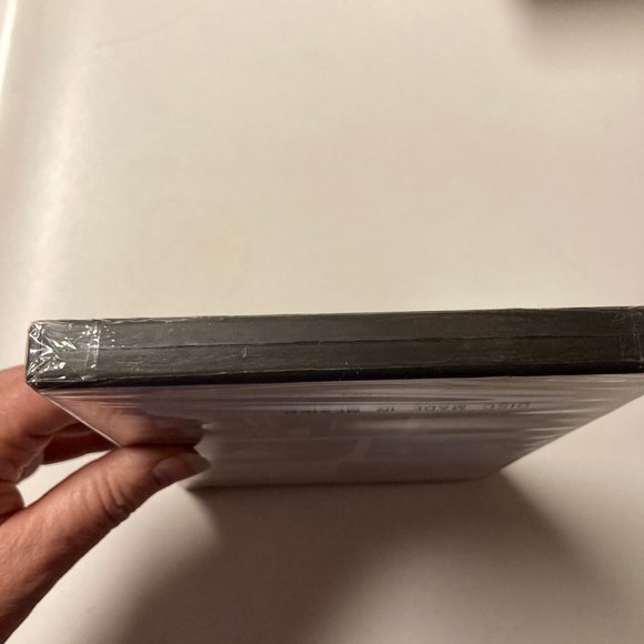 Definitely, Maybe DVD Wildescreen Edition  New Sealed - Picture 6 of 6